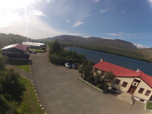 Tilraunir voru gerðar til loftmyndatöku í gær.